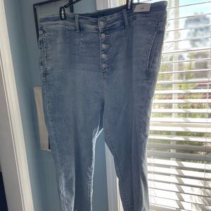 Judy Blue Katie Crop Wide Leg Jeans.  Size 22w